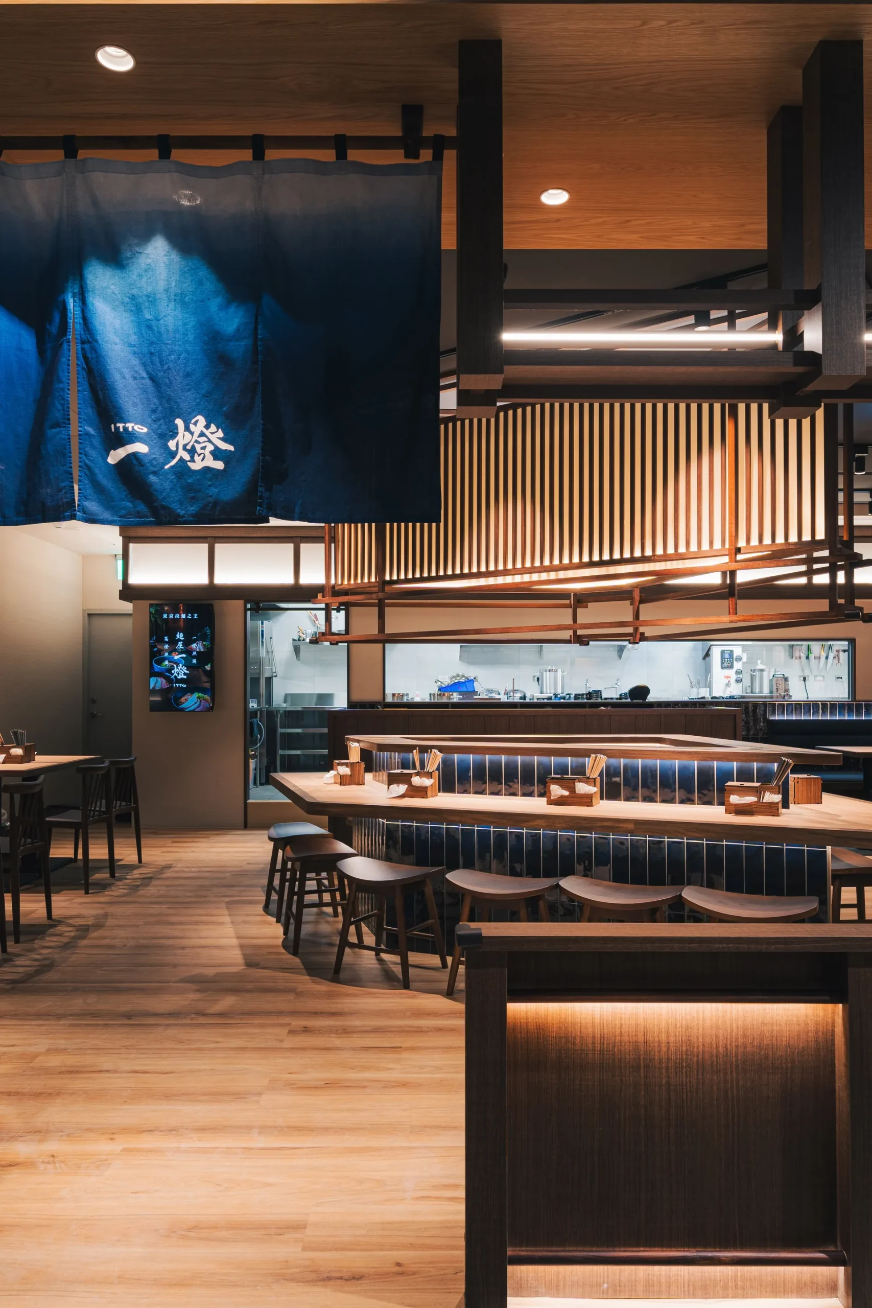麵屋一燈信義A11館開設二店